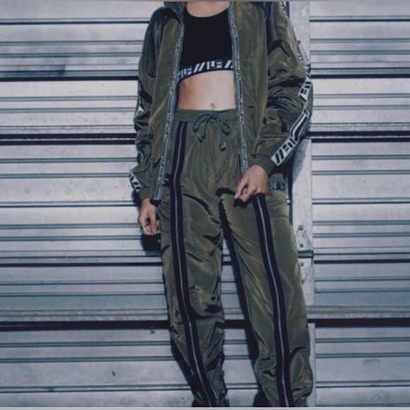 LF Brand jogger track pants zipper detail elastic drawstring waist NEW RE $248🎉 - Picture 1 of 16